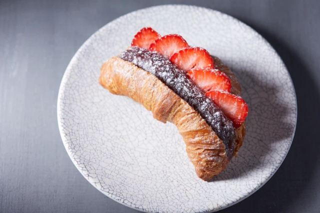 池袋駅周辺でおすすめのパン屋さん5選|地元密着型の老舗に世界初の水分量に成功した食パンも